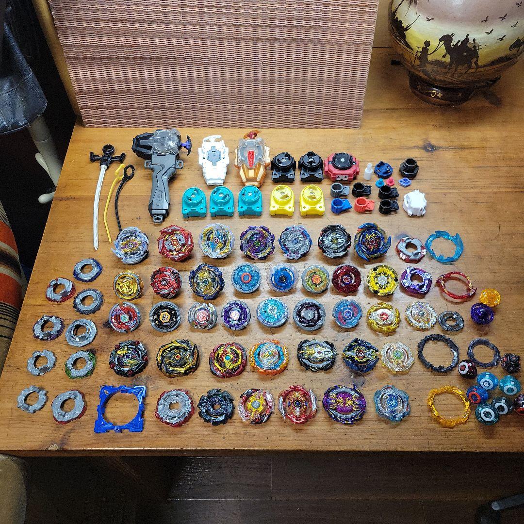 C*i様 【大量】ベイブレード まとめ売り TAKARA TOMY 激安オークシ C*i様 【大量】ベイブレード まとめ売り TAKARA TOMY 激安オークシ